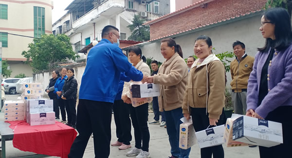 心有光芒，芳華自在；愛在三月，感恩有你|廣有五金&東莞合頁(yè)?