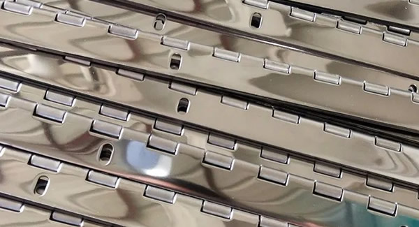 解鎖長(zhǎng)合頁(yè)平、直、順，暢享便捷生活體驗(yàn)|廣有五金&東莞合頁(yè)