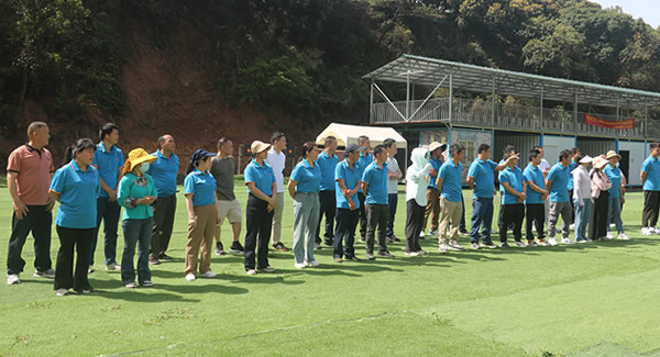 以心為塔，聚力成峰——記劉總在團(tuán)建中彰顯的領(lǐng)袖之光|廣有五金&東莞合頁(yè)?